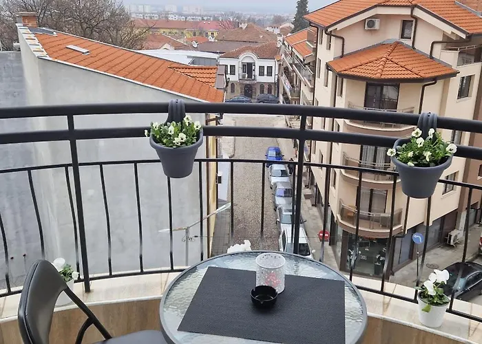 Black And White * Карлово